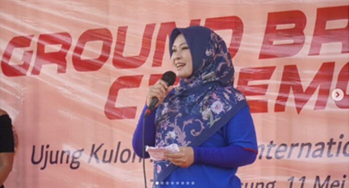 Bupati Pandeglang Irna Narulita