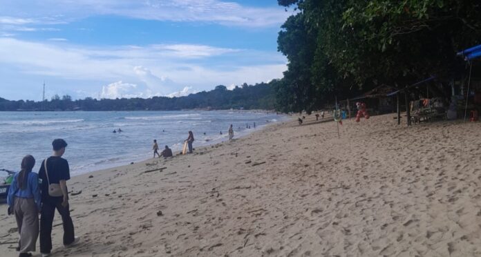 Pantai Carita