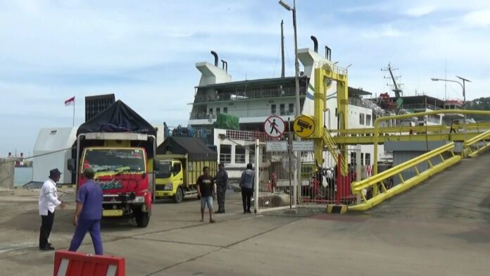 Dermaga 6 Merak Rusak