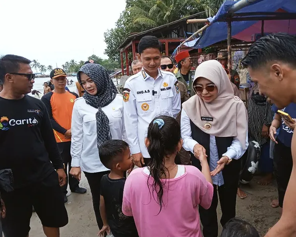 Pantai Carita 