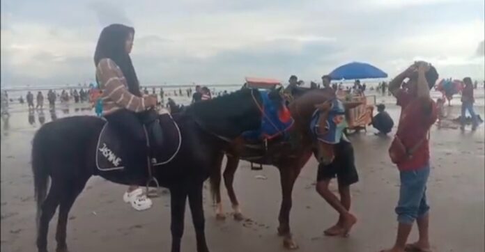 Pantai Bagedur
