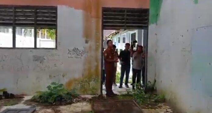 Sekolah Rusak