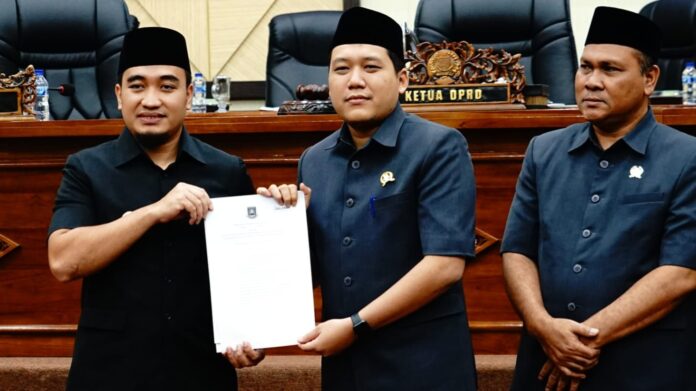 Wali Kota Cilegon Robinsar