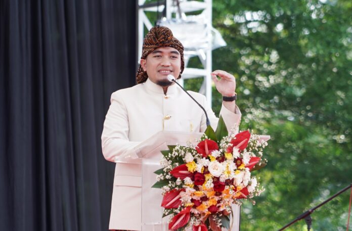 Wali Kota Cilrgon Robinsar