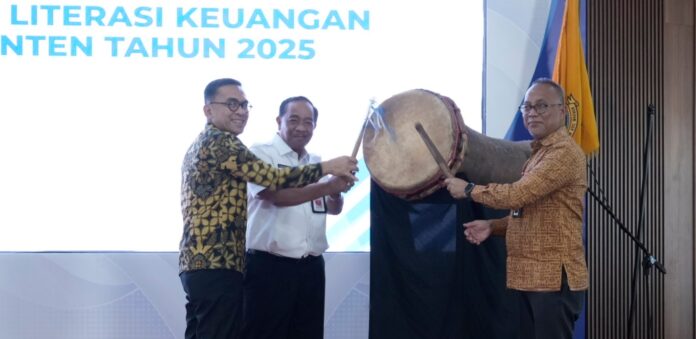 Sekda Cilegon dan OJK