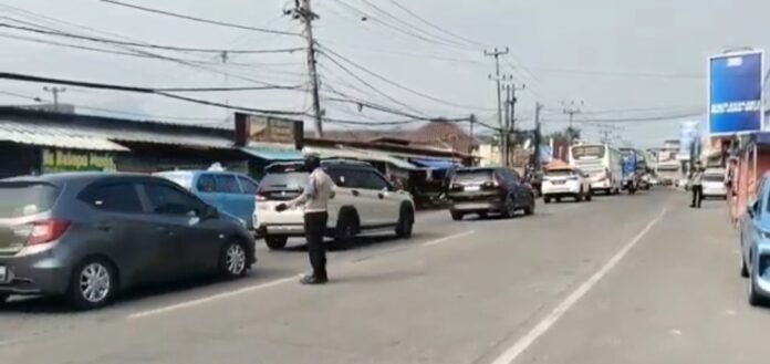 One Way Pantai Anyer