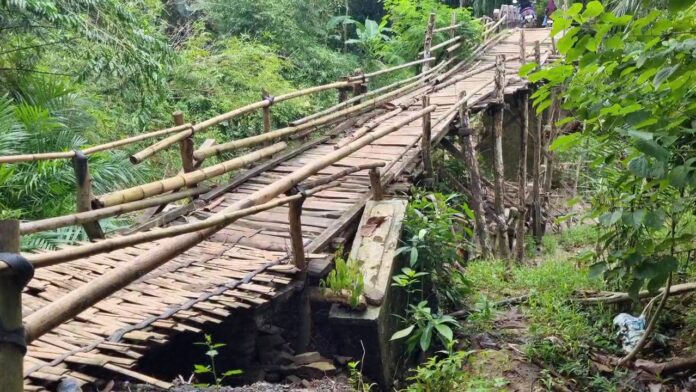 Jembatan Blengbeng Cikeusik Pandeglang