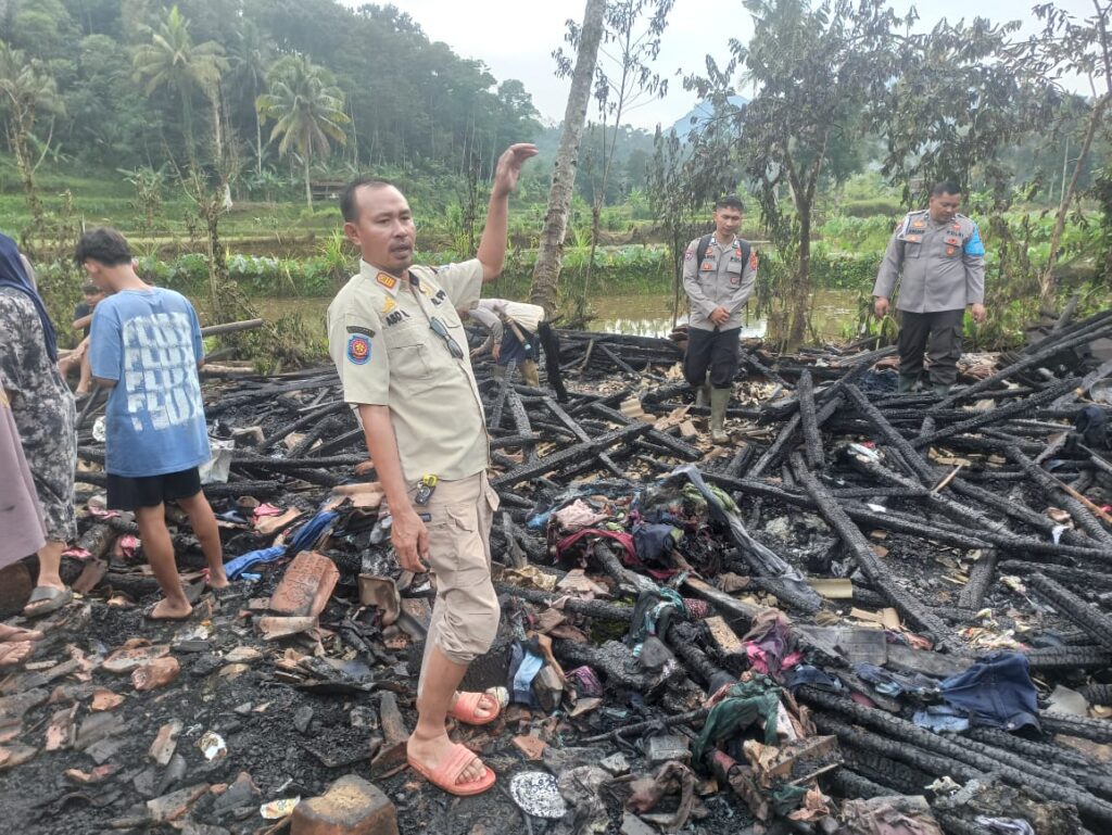 Kebakaran Lebak