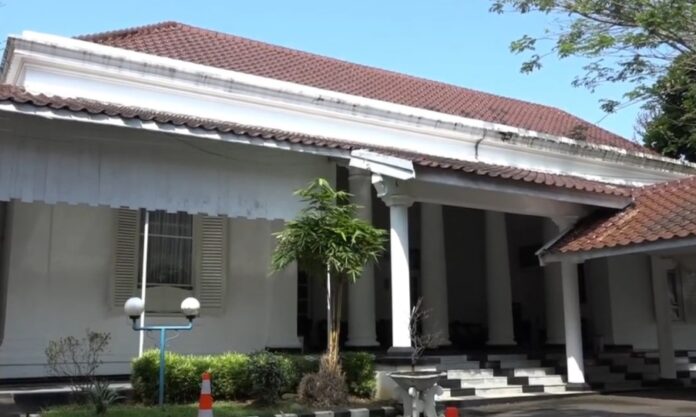 Rumah Dinas Bupati Lebak