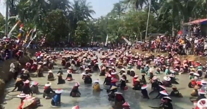Lomba Tangkap Ikan