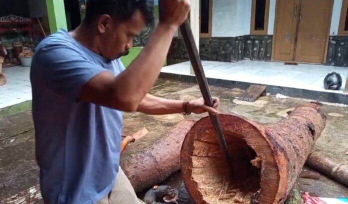 Pengrajin Bedug