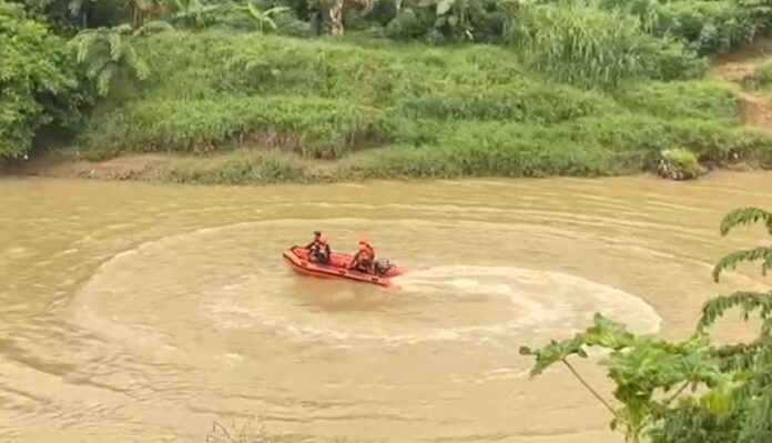 Pencarian Bocah Hanyut