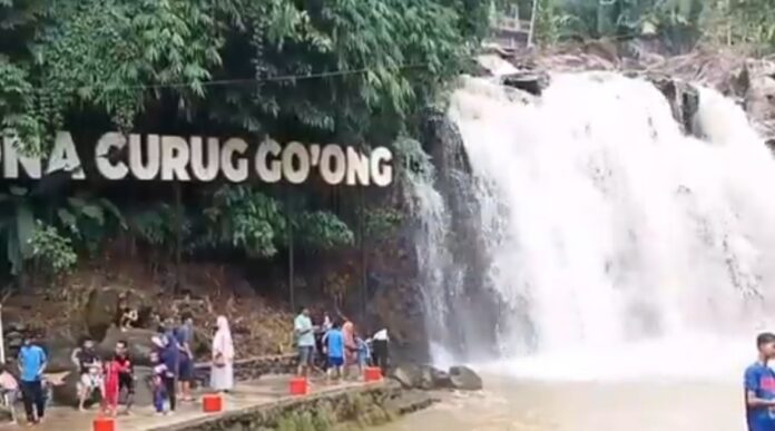 Curug Goong