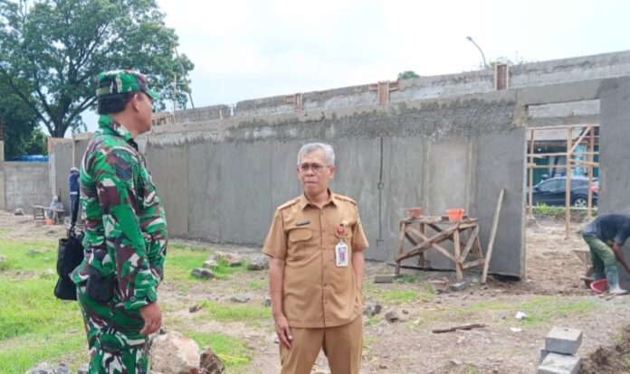 Pembangunan gerai Koperasi Merah Putih di Cilegon.