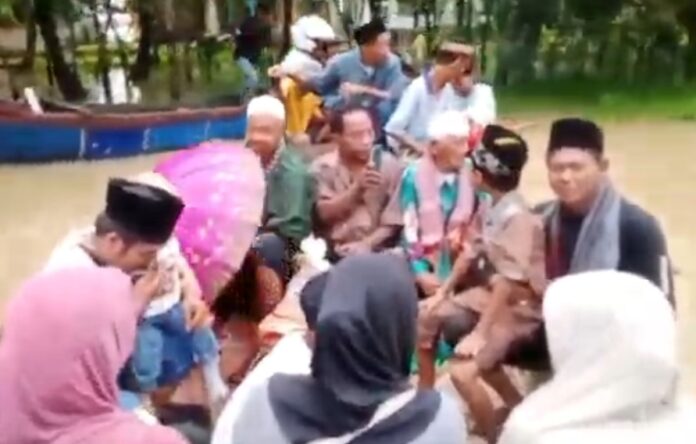 Naik Perahu