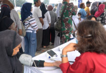 Ratusan Warga Cilegon Berbondong-bondong ke TMMD ke-128, Ada Apa? Pengobatan Gratis