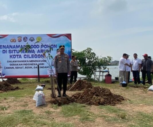 Gerakan 1.000 Pohon di Cilegon! Wali Kota Robinsar Dorong Lingkungan Asri di Kawasan Industri Kapolda Banten