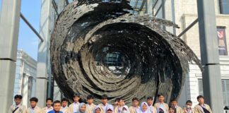 Seru dan Edukatif! Siswa SMP Bosowa Al Azhar Jelajahi Sejarah di Museum Nasional dan Kota Tua Siswa SMP Bosowa Al Azhar