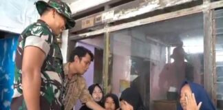 Isak Tangis Warga Miskin di Cilegon Pecah! Rumah 42 Tahun Bocor Akhirnya Dibedah TNI Bedah Rumah TMMD