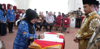 Pesan Tegas Robinsar! Pejabat Baru Pemkot Cilegon Diminta Utamakan Pelayanan Publik Robinsar