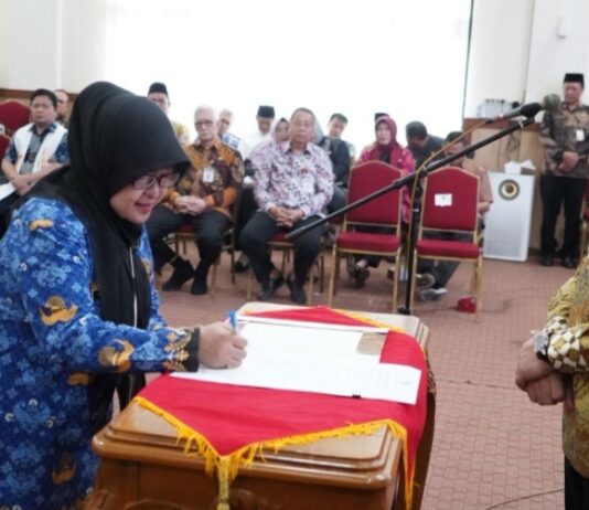 Pesan Tegas Robinsar! Pejabat Baru Pemkot Cilegon Diminta Utamakan Pelayanan Publik Robinsar