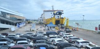 Long Weekend Hari Buruh Membludak! ASDP Pastikan Penyeberangan Tetap Lancar dan Terkendali Pelabuhan ASDP