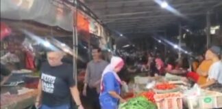 Cuaca Buruk Bikin Gagal Panen, Harga Bawang Merah dan Cabai Oren di Pandeglang Melonjak Tajam Pasar Badak Pandeglang