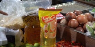 MinyaKita Langka di Pasar Cilegon, Harga Tembus Rp20 Ribu per Liter Minyakita