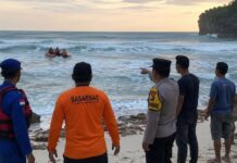 Liburan Berujung Petaka! Wisatawan Asal Jakarta Terseret Ombak di Pantai Pasput, Satu Masih Hilang Tenggelam