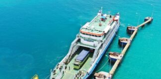 Antrean Sempat Mengular 3 Kilometer, ASDP Gerak Cepat Pulihkan Layanan Padang Bai-Lembar Aktivitas kendaraan dan penumpang di Pelabuhan Padang Bai, Bali