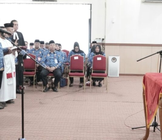 Lantik 36 Pejabat, Robinsar Tegaskan Tak Ada Jual Beli Jabatan di Pemkot Cilegon Robinsar