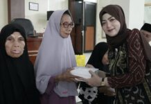 Haru! Lansia Terlantar di Cilegon Dapat Makanan Bergizi Gratis Selama 39 Hari TPKK Cilegon