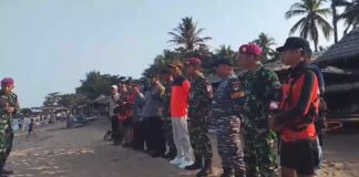 Wisatawan Jakarta Hilang Terseret Ombak di Pantai Cihara Lebak, Tim SAR Sisir Darat Karena Gelombang Tinggi Pencarian SAR
