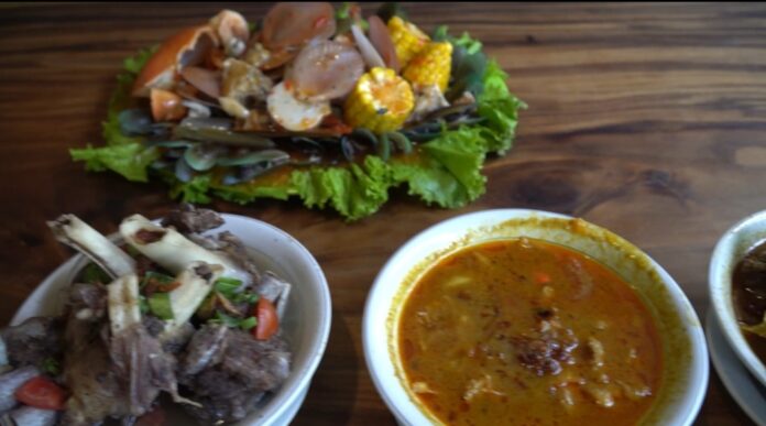 Aneka hidangan seafood