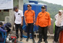 Robinsar Gerak Cepat Atasi Kekeringan di Pulomerak, Air Bersih Didistribusikan Setiap Hari hingga Desember Robinsar