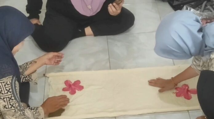 pembuatan ecoprint di UMKM