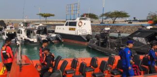 Penumpang KMP Kirana II Diduga Melompat ke Laut di Perairan Merak, Tim SAR Masih Lakukan Pencarian Ops SAR