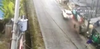Ayah dan Anak Tewas Seketika Ditabrak Minibus di Merak, Detik-detik Kecelakaan Terekam CCTV Laka Lantas Cilegon