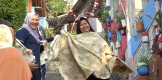 Daun Bekas Disulap Jadi Kain Bernilai Jutaan, Karya Ibu-ibu Cilegon Tembus Pasar Luar Kota Ecoprint