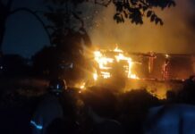 Kebakaran di Jombang Cilegon, 10 Bedeng Kontrakan Ludes Dilalap Api Kebakaran