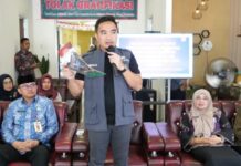 Kejar Target 30 Persen, Robinsar Minta RT/RW Gaspol Aktivasi IKD di Cilegon Robinsar