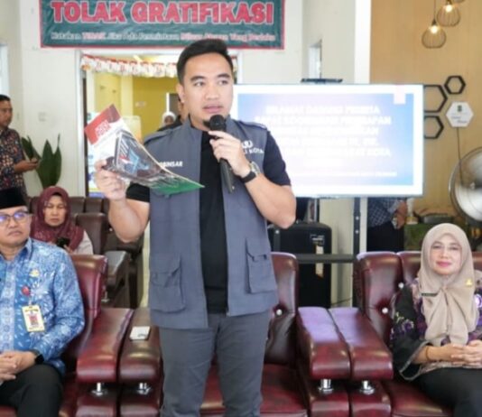 Kejar Target 30 Persen, Robinsar Minta RT/RW Gaspol Aktivasi IKD di Cilegon Robinsar