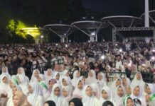 Ribuan Jamaah Padati Alun-Alun, Cilegon Bersholawat Bersama Habib Syech Tabligh Akbar