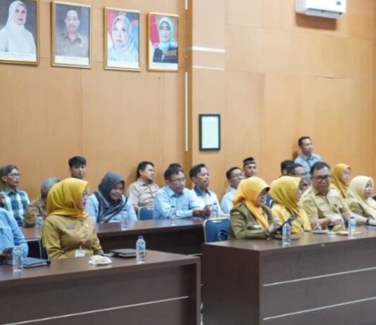 Bukan Sekadar Bagi Bantuan, Pemkot Cilegon Dorong Warga Miskin Jadi Mandiri Forum TKPKD Kota Cilegon
