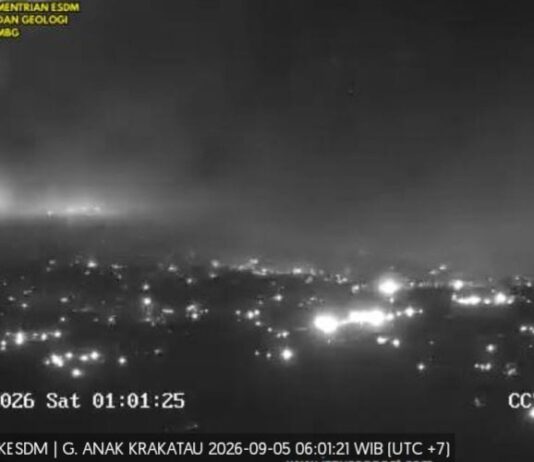 Gunung Anak Krakatau Kembali Erupsi, Lava Air Mancur Terlihat pada Sabtu Pagi Gunung Anak Krakatau