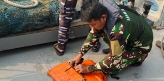Life Jacket Ditemukan Saat Cari 8 Orang Hilang di Selat Sunda, Jadi Titik Terang? Life Jacket