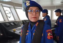 Hari Keenam, Pencarian 5 Jurnalis Hilang Diperluas hingga Ujung Kulon Komandan KP Sanjaya 7017, AKBP Capt Sherly Anggraini S.ST., MHan,