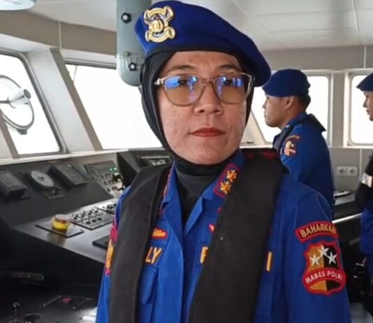 Hari Keenam, Pencarian 5 Jurnalis Hilang Diperluas hingga Ujung Kulon Komandan KP Sanjaya 7017, AKBP Capt Sherly Anggraini S.ST., MHan,