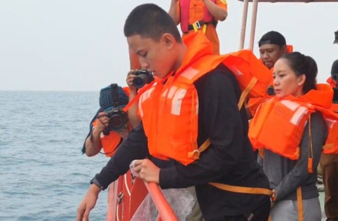 Tabur Bunga Jurnalis Hilang
