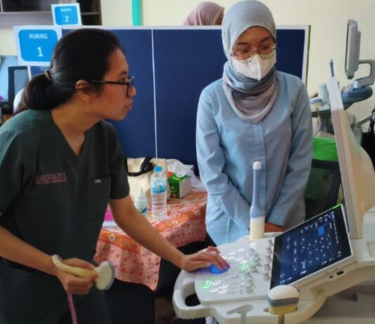 30 Ibu Hamil Risiko Tinggi di Ciwandan Jalani Skrining hingga USG Pemeriksaan kesehatan
